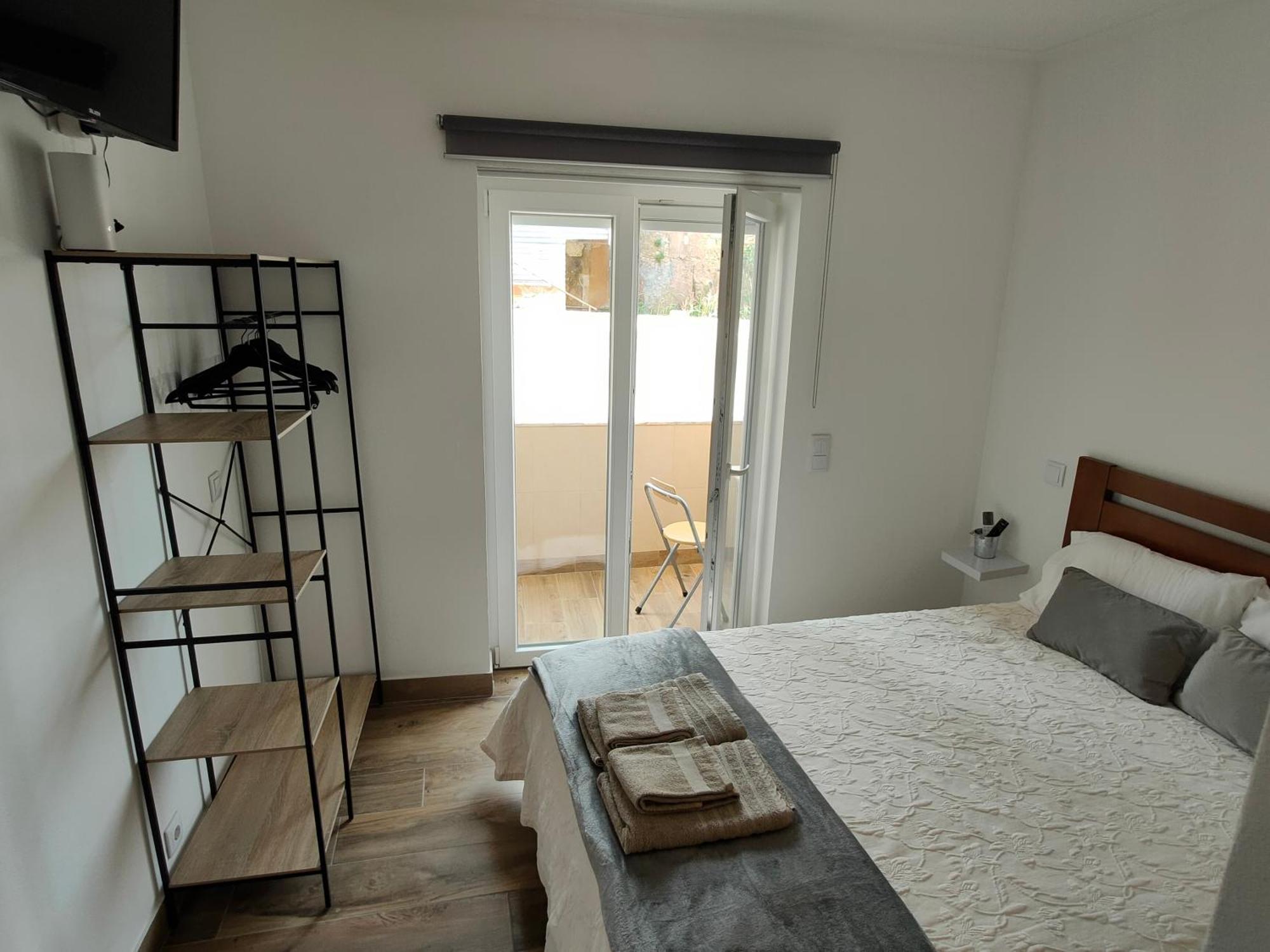 Casa Da Avo - City Center - Private Bedrooms Лагуш Номер фото