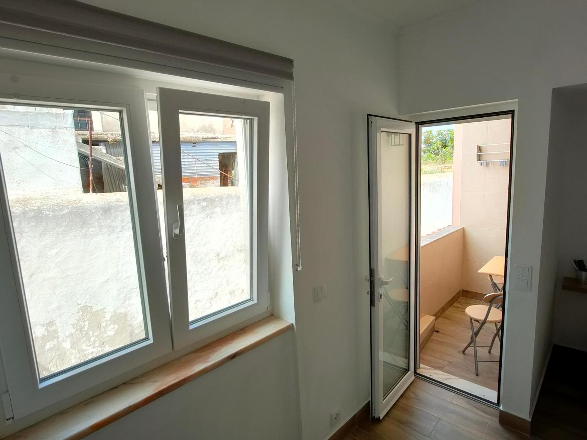 Casa Da Avo - City Center - Private Bedrooms Лагуш Номер фото