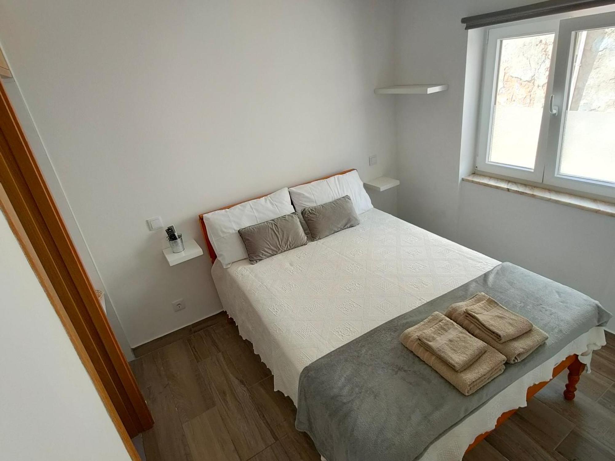 Casa Da Avo - City Center - Private Bedrooms Лагуш Номер фото